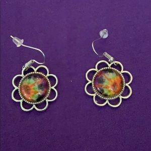 Daisy shaped tye dye earrings